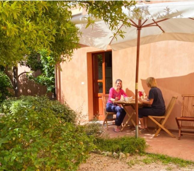 Oasi Ottocento Acomodação com café da manhã Quartu SantʼElena Exterior foto